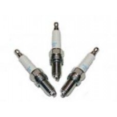 Suzuki DA16T Spark Plug Set