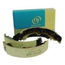 Suzuki Carry Rear Brake Shoe Kit: DA52T, DB52T, DA62T